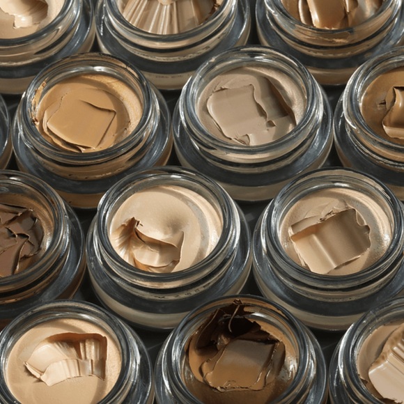 Becca Ultimate Coverage Concealing Crème - Picture 6 of 6